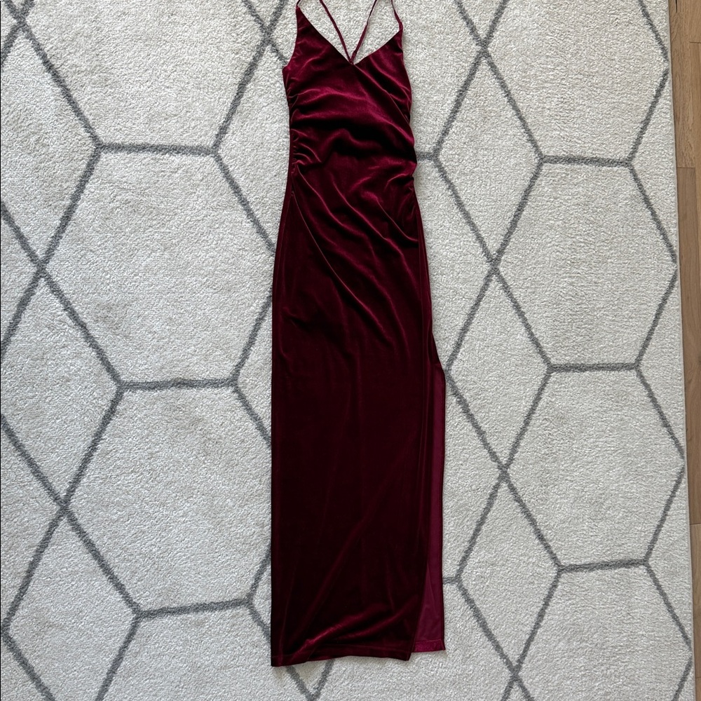 Luxurious Velvet Maxi Dress in Deep Burgundy